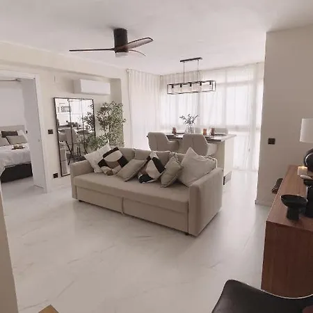 Precioso Apartamento Con Piscina A 3 Minutos De La Playa En Coche Torremolinos Exterior photo