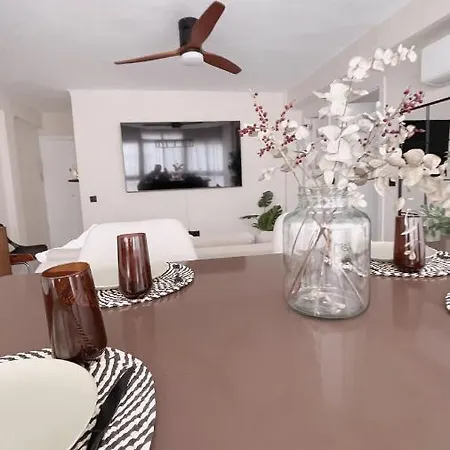 Precioso Apartamento Con Piscina A 3 Minutos De La Playa En Coche Torremolinos Exterior photo